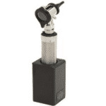 Set Otoscopio neumatico Welch Allyn con cargador mango perilla de insuflacion y foco extra -0